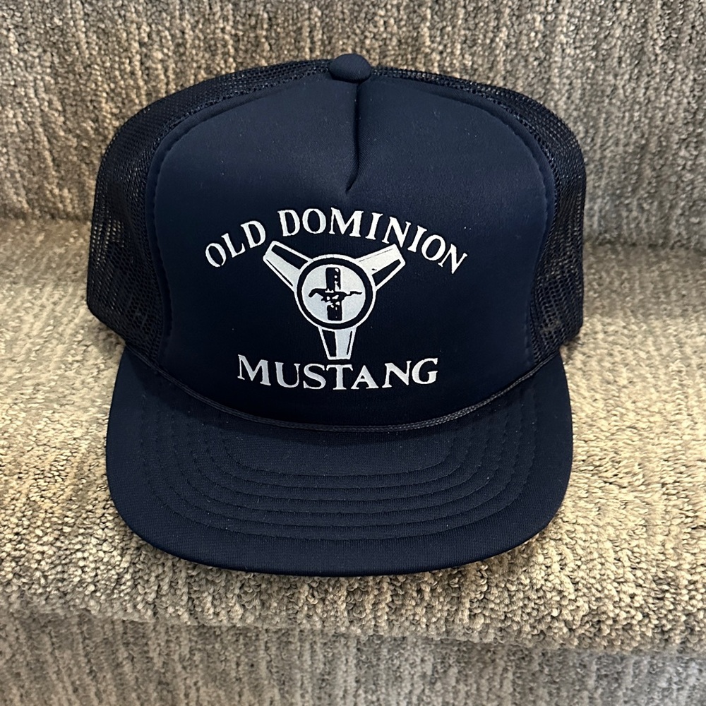 Mustang Navy Cap Ford Old Dominion snap back vintage